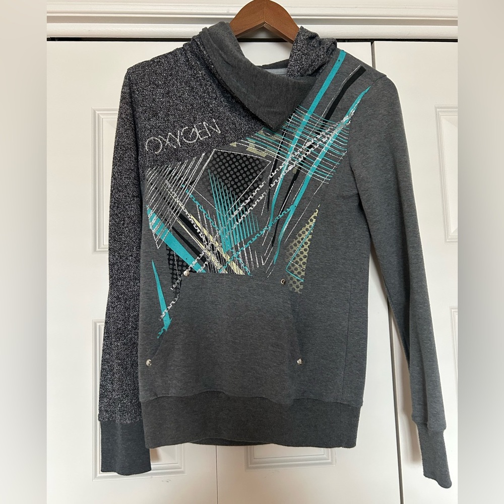 Oxygen hoodie
